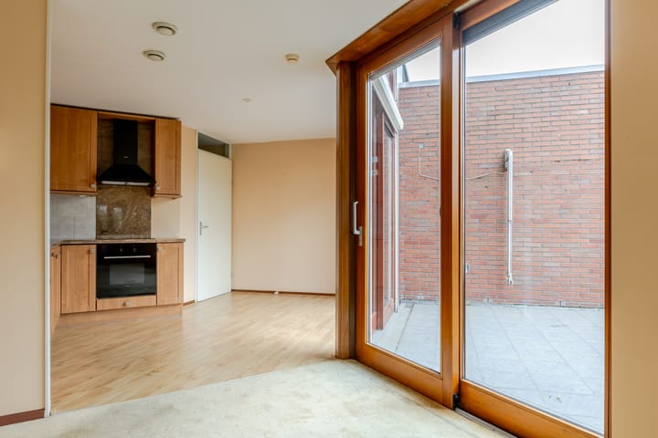 Foto 10 van Spoorstraat 95