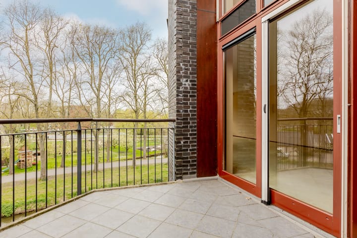 Foto 11 van Spoorstraat 95