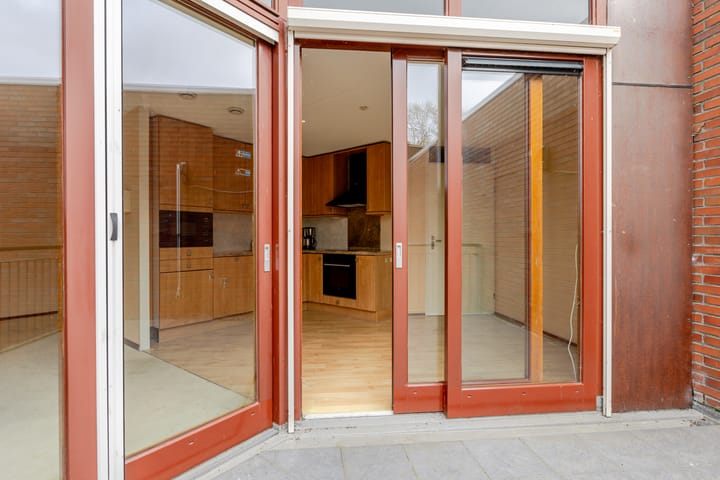 Foto 15 van Spoorstraat 95