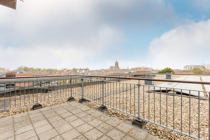 Foto 38 van Spoorstraat 95