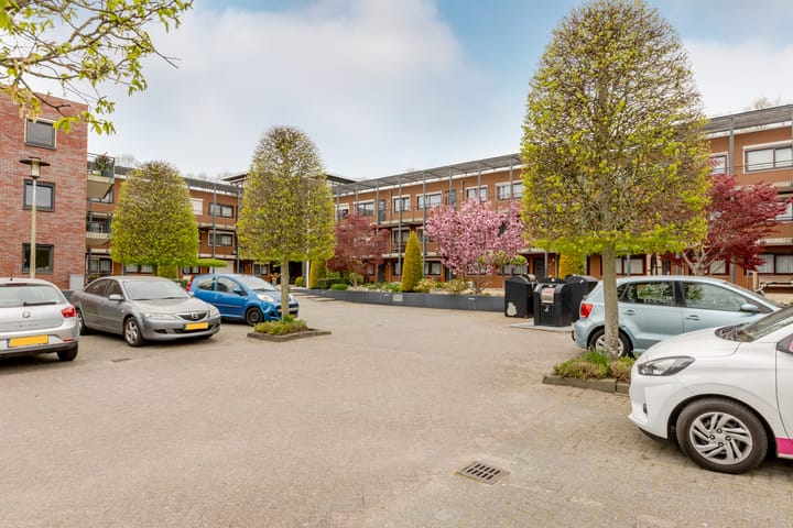 Foto 51 van Spoorstraat 95