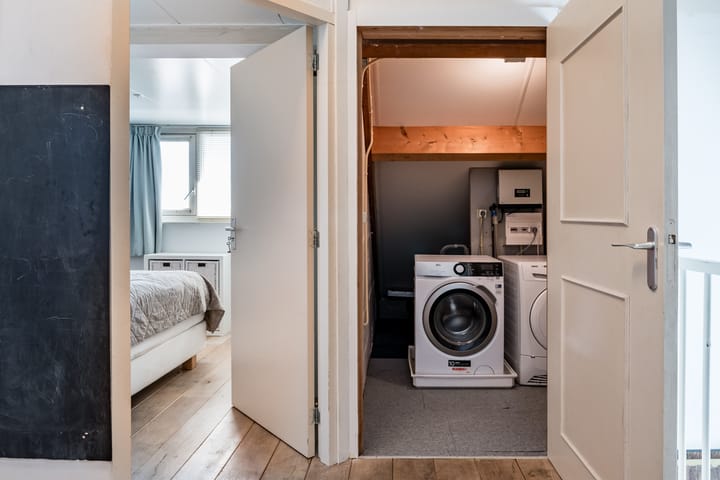 Foto 27 van Stoomlederplein 2