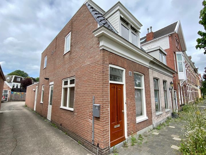 Photo 1 of Mauritsstraat 25-A