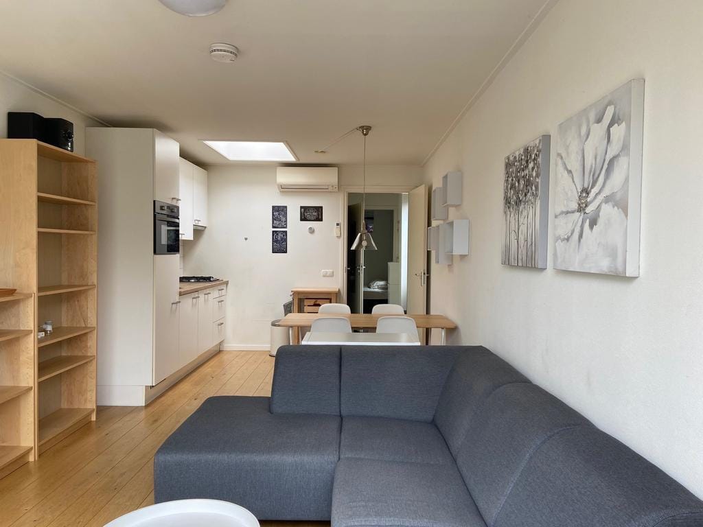 Photo 3 of Mauritsstraat 25-A