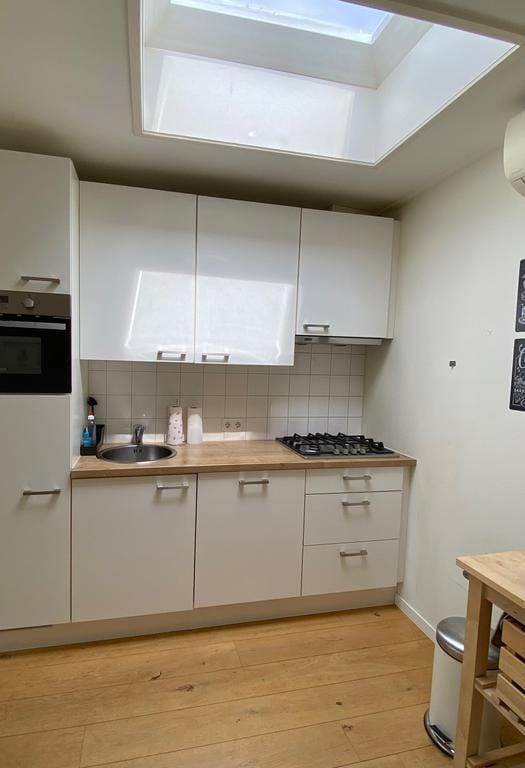 Photo 7 of Mauritsstraat 25-A