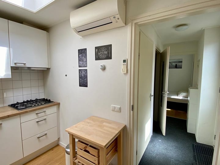 Photo 10 of Mauritsstraat 25-A