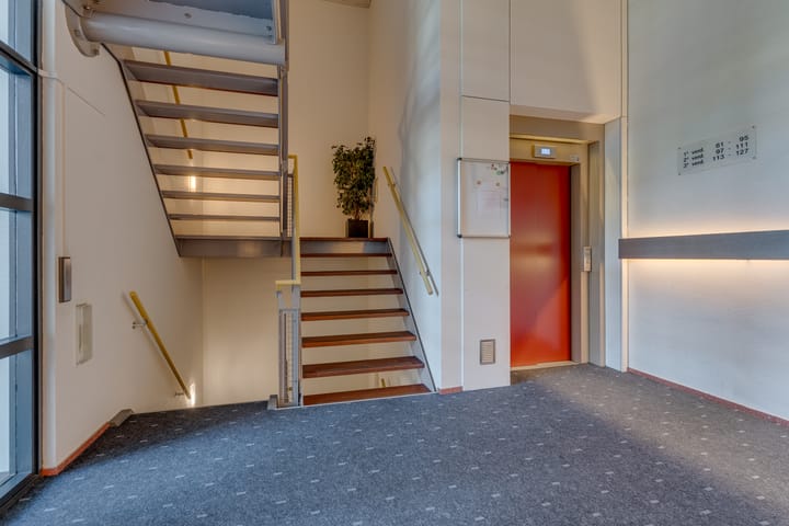 Photo 5 of Weeshuislaan 85