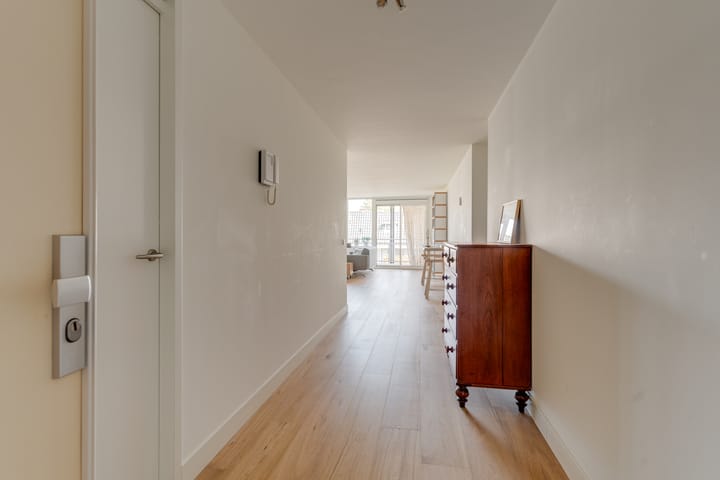 Photo 8 of Weeshuislaan 85