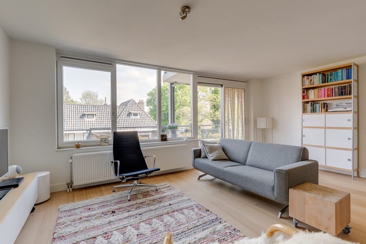 Photo 11 of Weeshuislaan 85