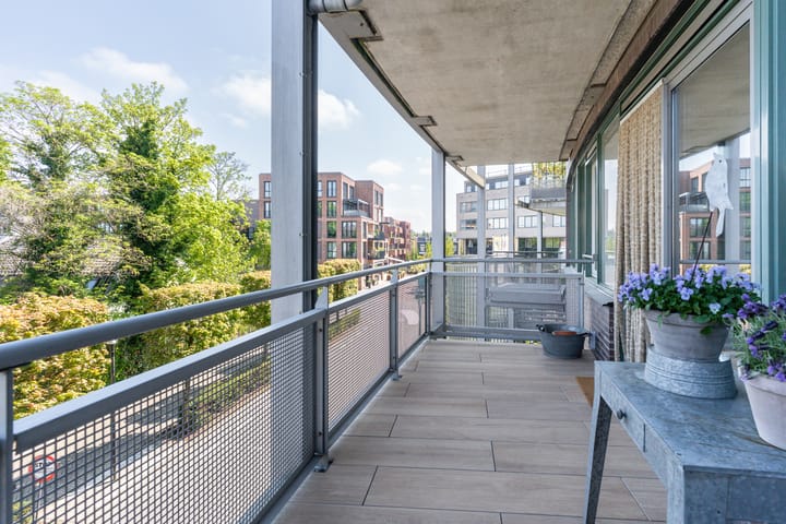 Photo 19 of Weeshuislaan 85