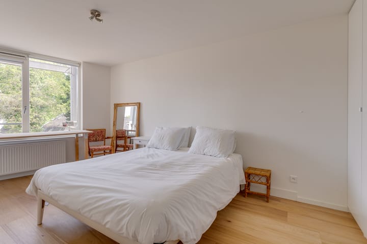 Photo 24 of Weeshuislaan 85