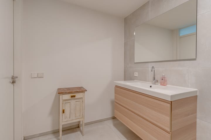 Photo 29 of Weeshuislaan 85