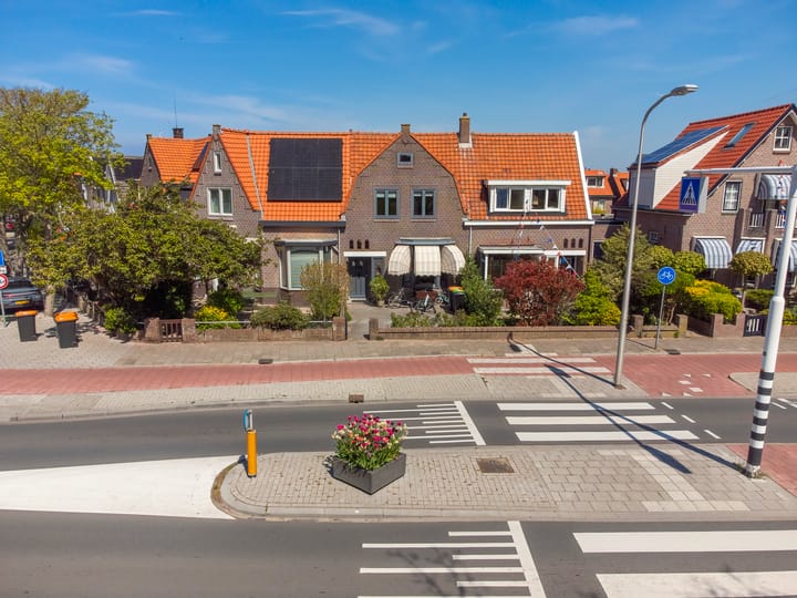 Photo 39 of Zeeweg 60