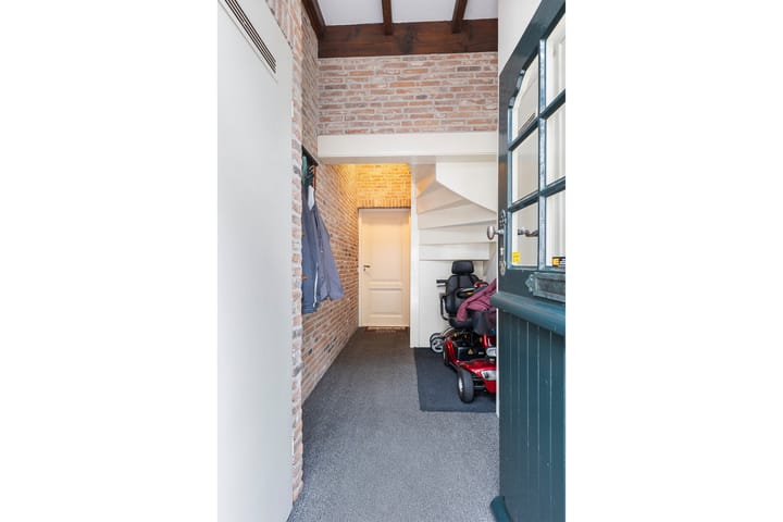 Photo 9 of Ridderstraat 14-B