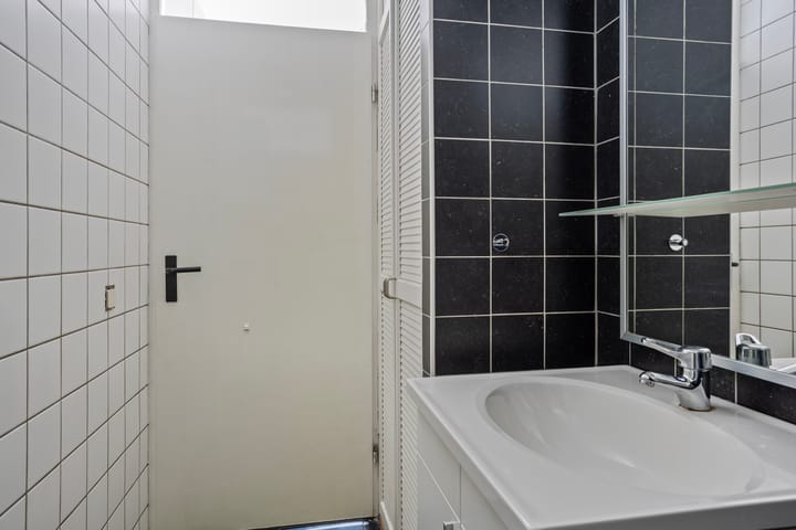 Foto 21 van Loplein 24