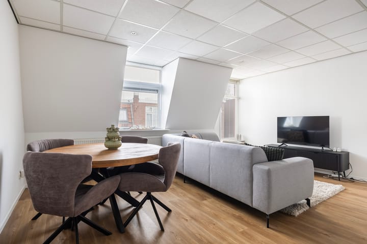 Foto 18 van van Asbeckstraat 12