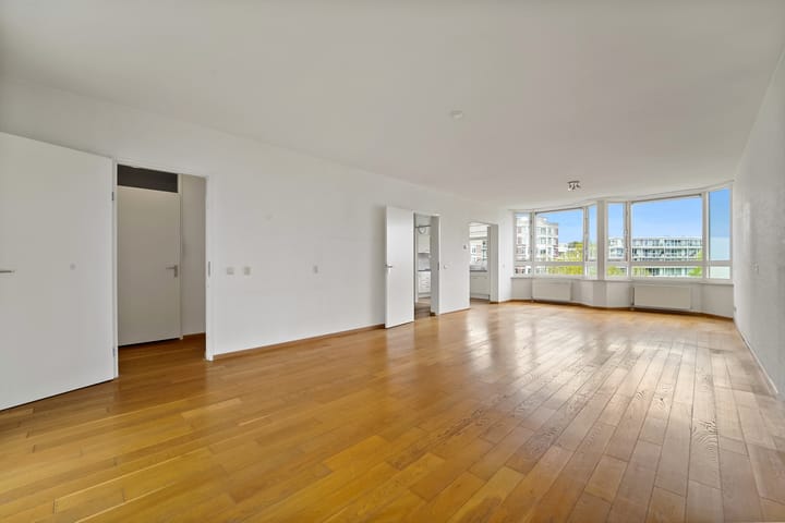 Foto 5 van Burgemeester De Monchyplein 151