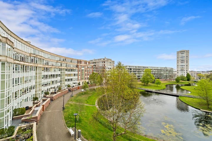 Foto 14 van Burgemeester De Monchyplein 151