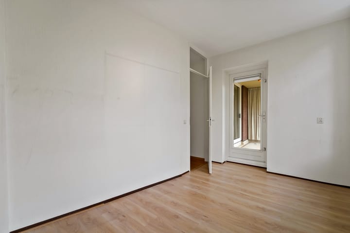 Foto 21 van Burgemeester De Monchyplein 151