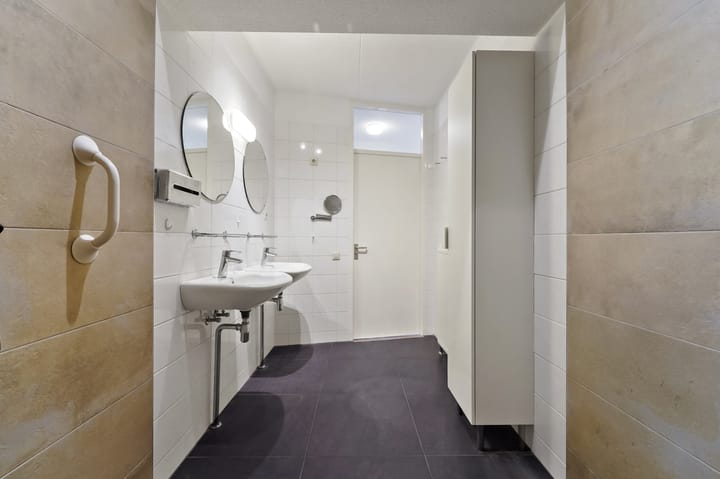 Foto 24 van Burgemeester De Monchyplein 151