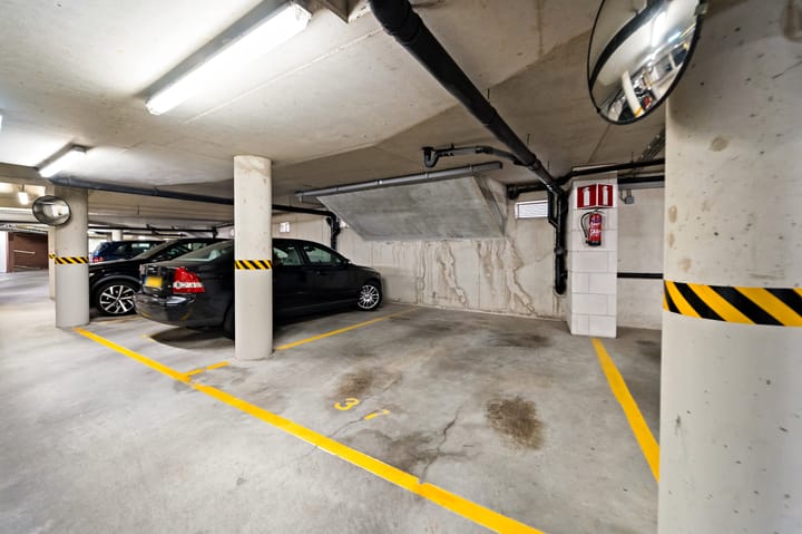 Foto 31 van Burgemeester De Monchyplein 151