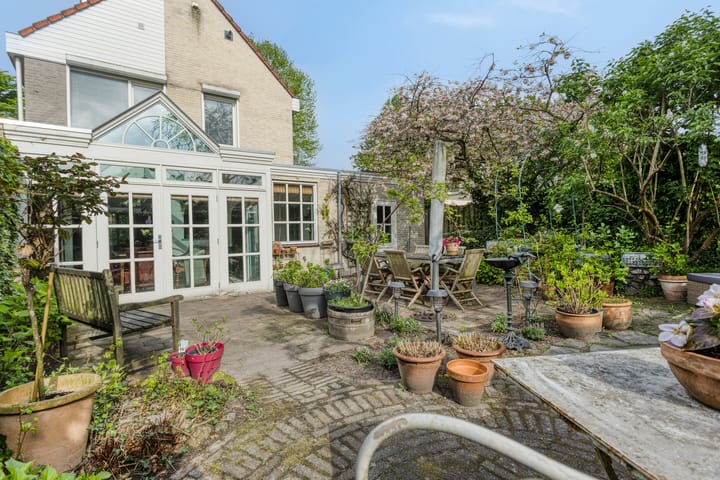 Foto 56 van van Wassenhovestraat 44