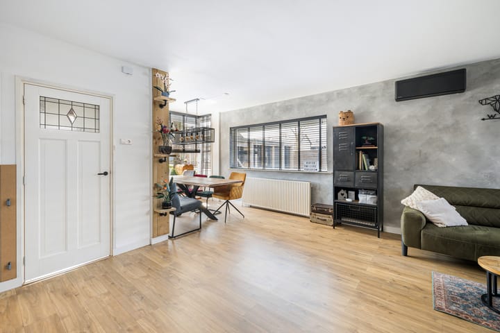 Foto 9 van Mr P J Oudweg 4