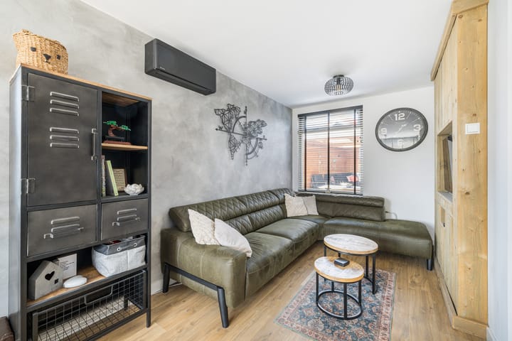 Foto 11 van Mr P J Oudweg 4