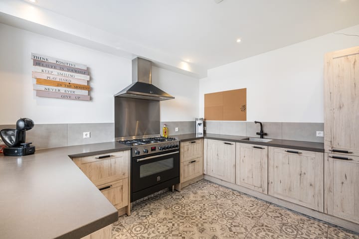 Foto 14 van Mr P J Oudweg 4