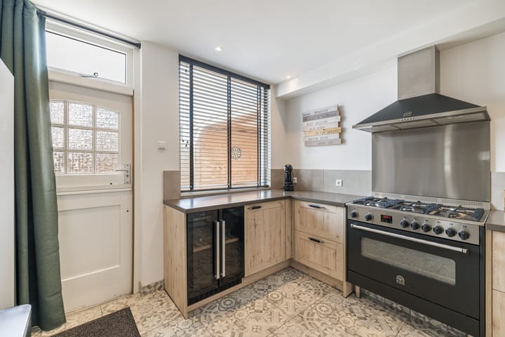 Foto 15 van Mr P J Oudweg 4