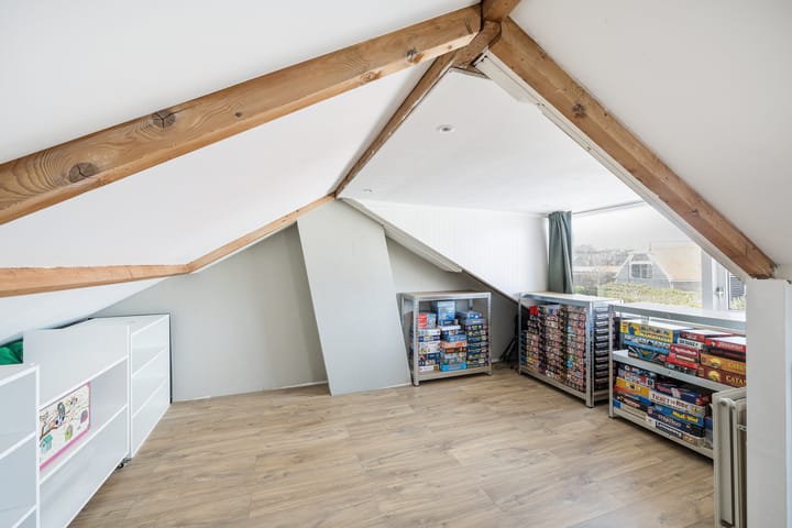 Foto 25 van Mr P J Oudweg 4