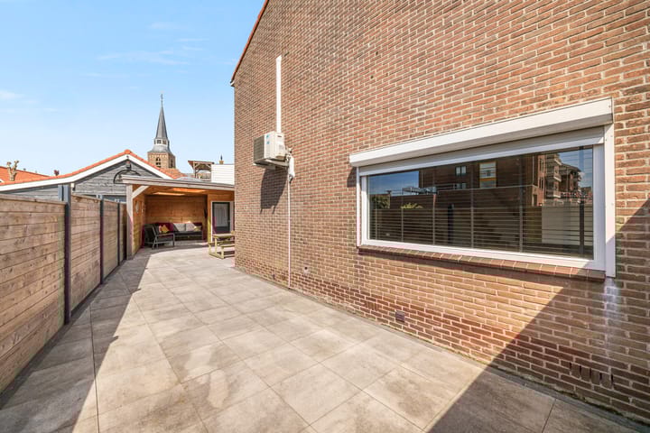 Foto 31 van Mr P J Oudweg 4