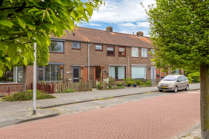 Foto 40 van Julianastraat 61