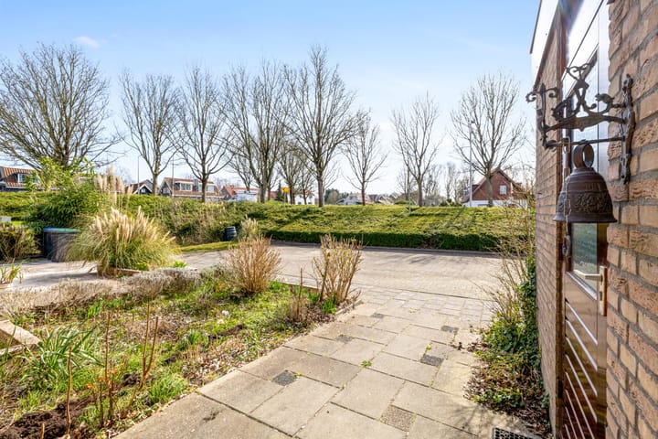 Photo 6 of Julianastraat 4