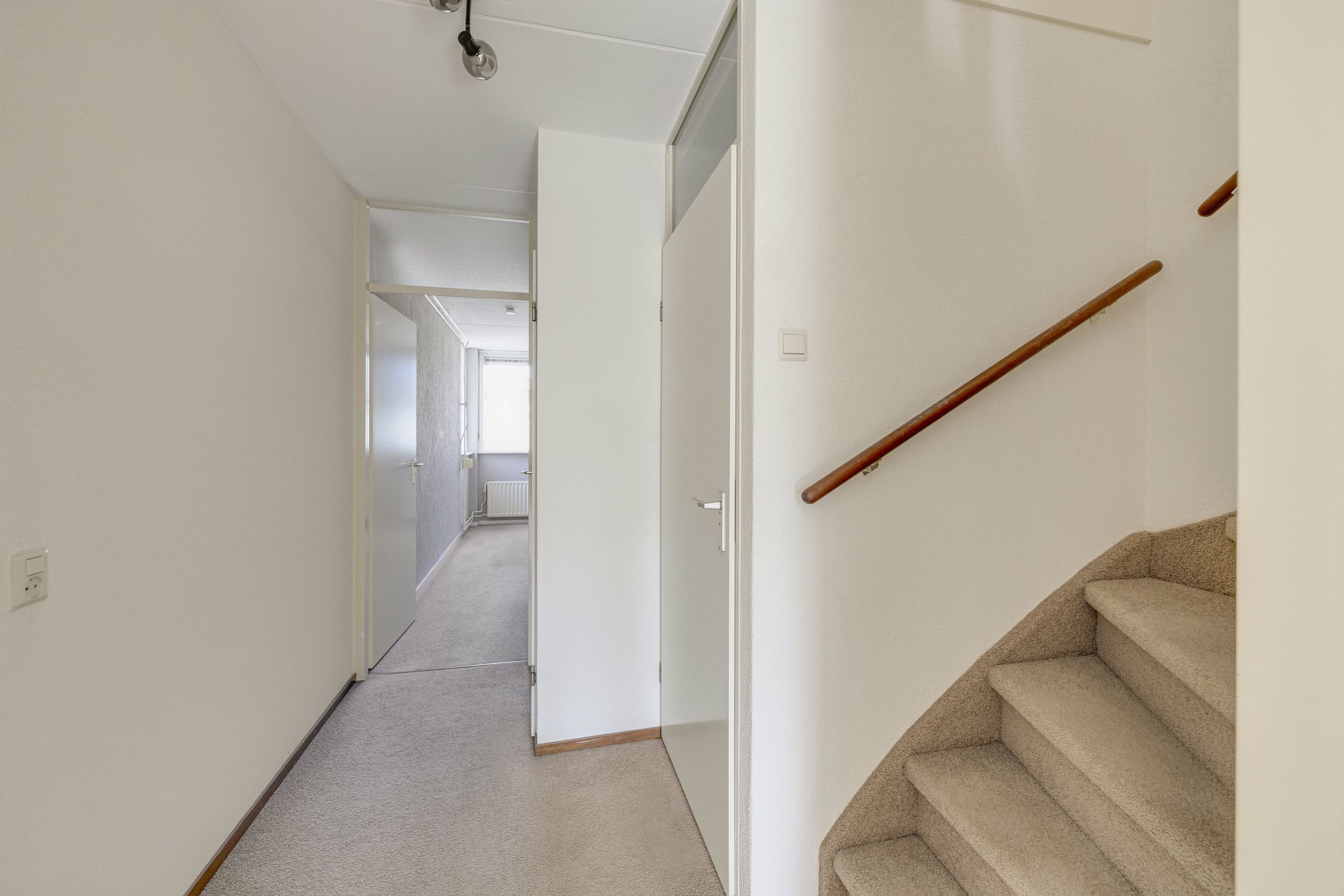 Photo 18 of Julianastraat 4