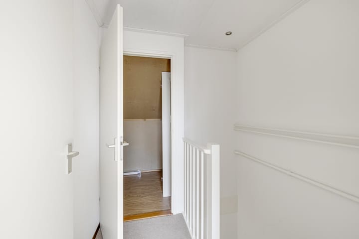 Photo 24 of Julianastraat 4