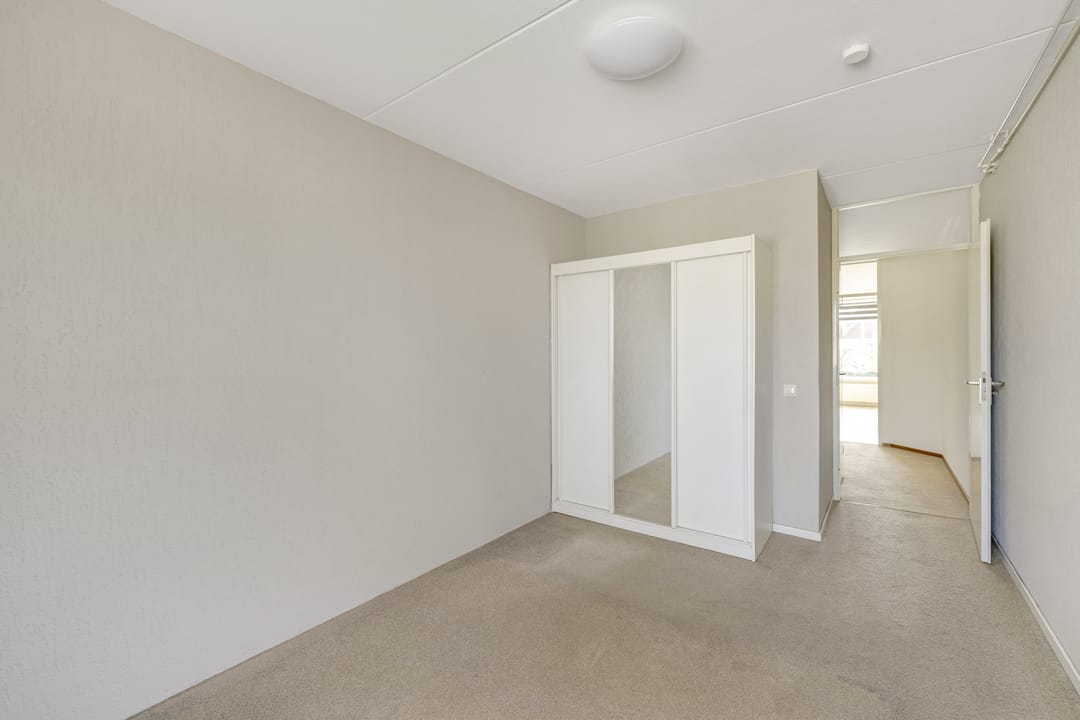 Photo 16 of Julianastraat 4