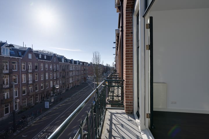 Foto 15 van Admiraal De Ruijterweg 181-2