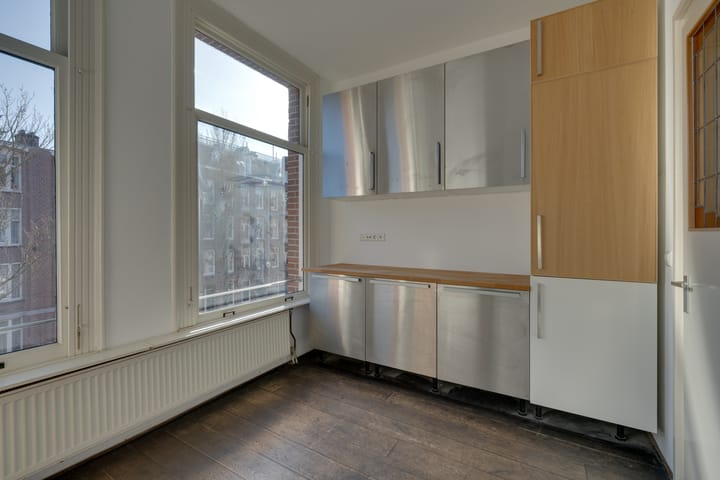 Foto 9 van Admiraal De Ruijterweg 181-2