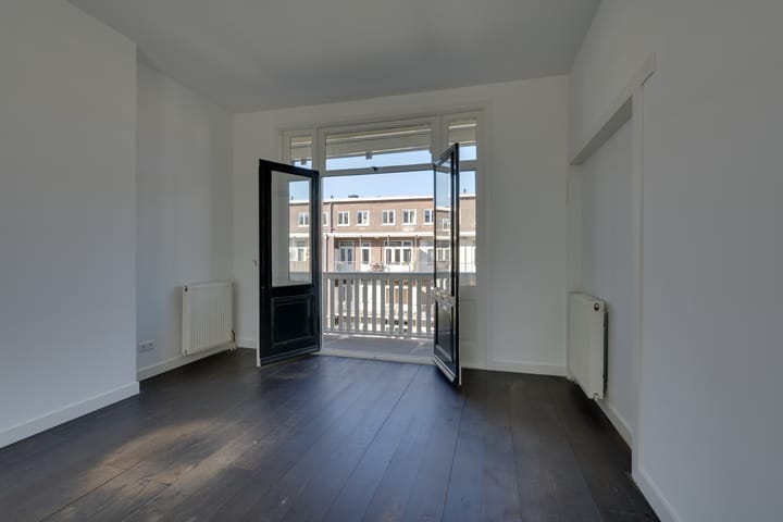 Foto 30 van Admiraal De Ruijterweg 181-2