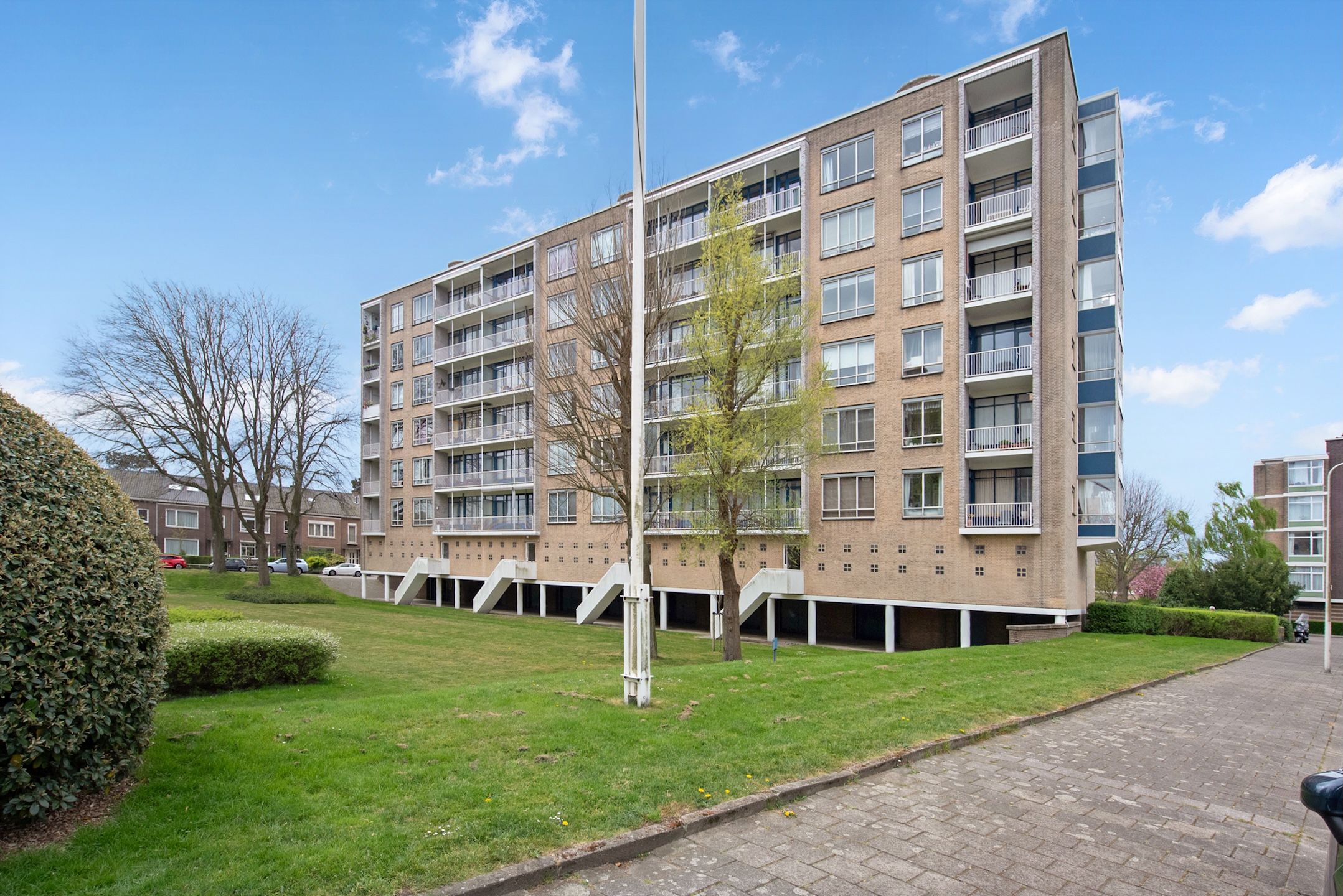 Photo 30 of Van Alkemadelaan 1116