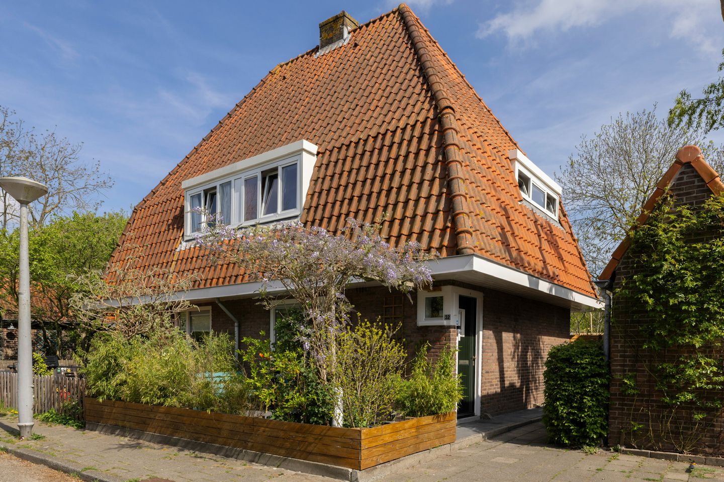 Foto 1 van Zwaagstraat 32