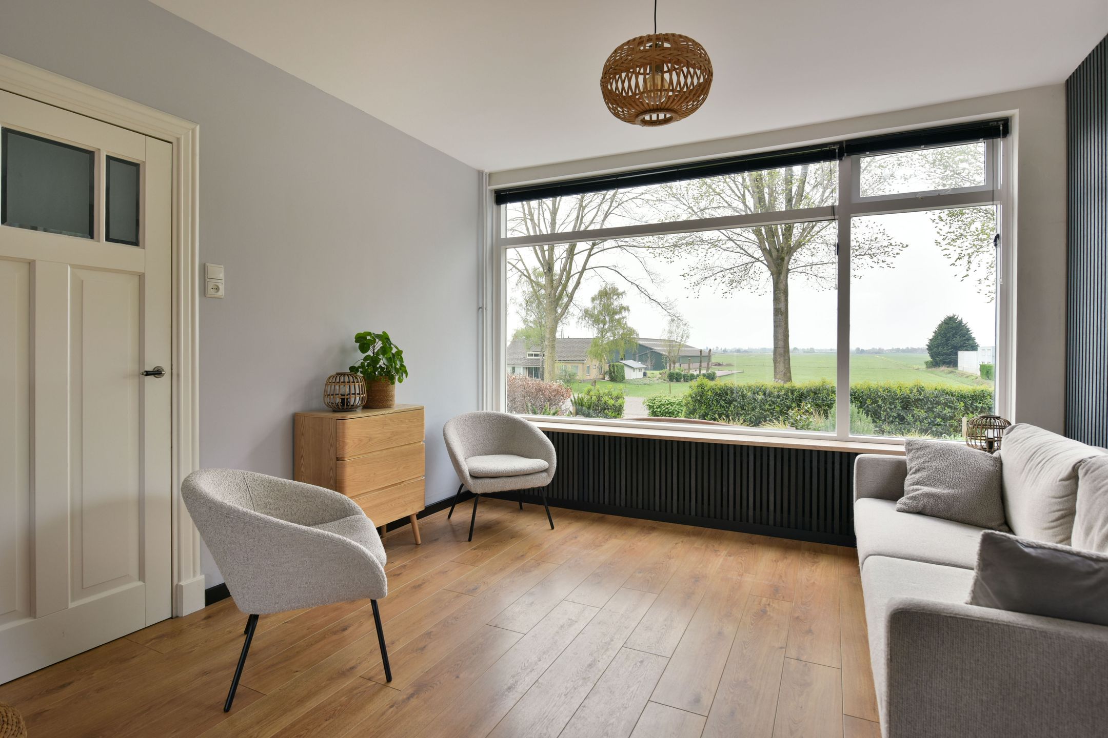 Photo 3 of Burgemeester Padmosweg 154-A