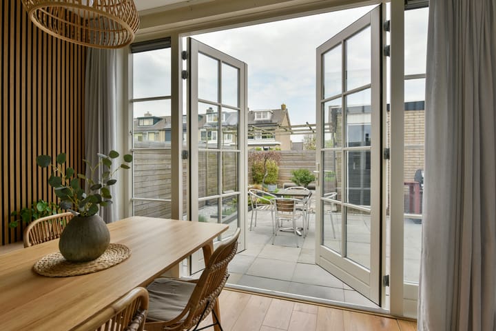 Foto 8 van Burgemeester Padmosweg 154-A