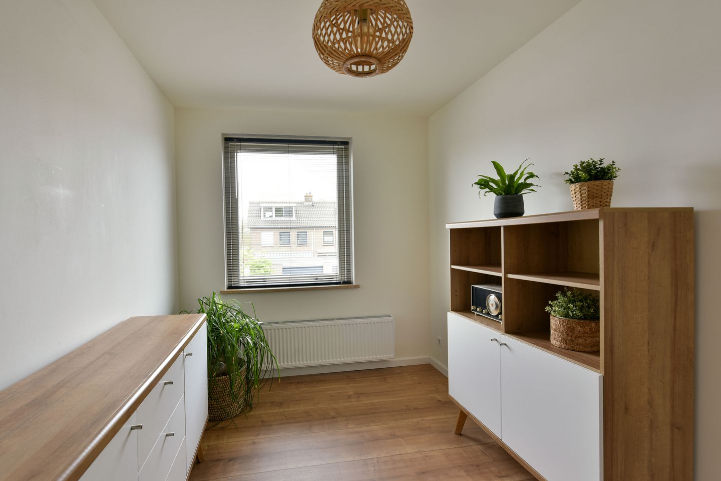 Photo 19 of Burgemeester Padmosweg 154-A