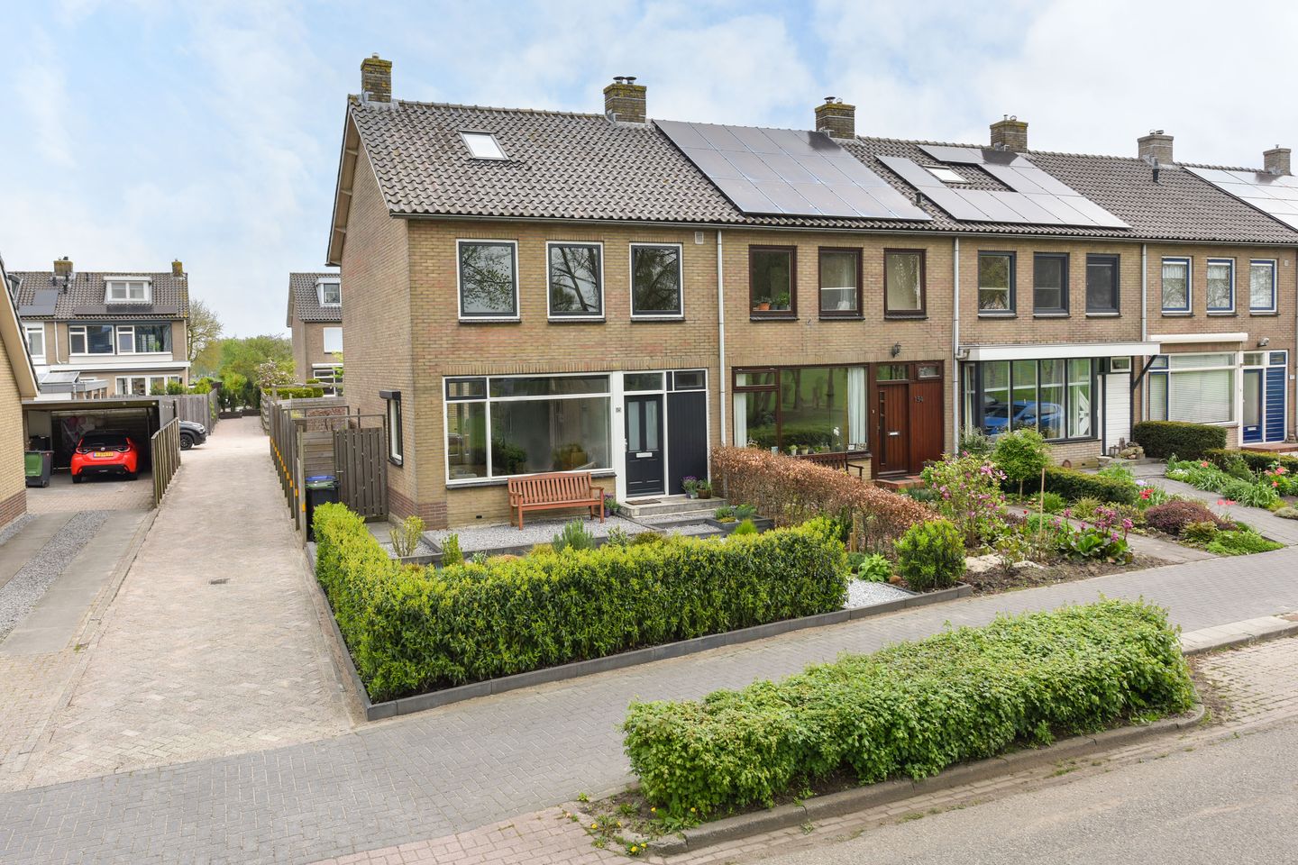 Photo 29 of Burgemeester Padmosweg 154-A