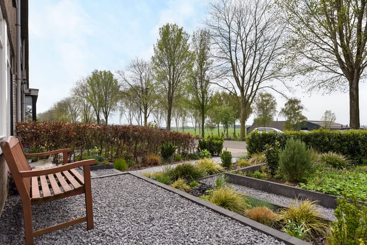 Foto 30 van Burgemeester Padmosweg 154-A