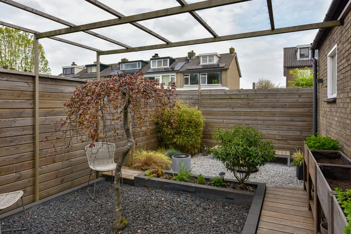 Foto 35 van Burgemeester Padmosweg 154-A