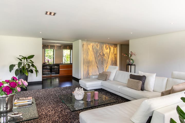 Foto 10 van Van Weerden Poelmanweg 160