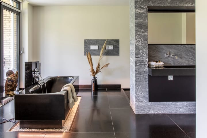 Foto 19 van Van Weerden Poelmanweg 160